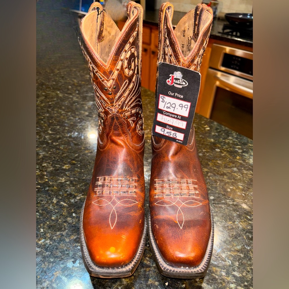 NWT AUTHENTIC TONY LAMA BOOTS